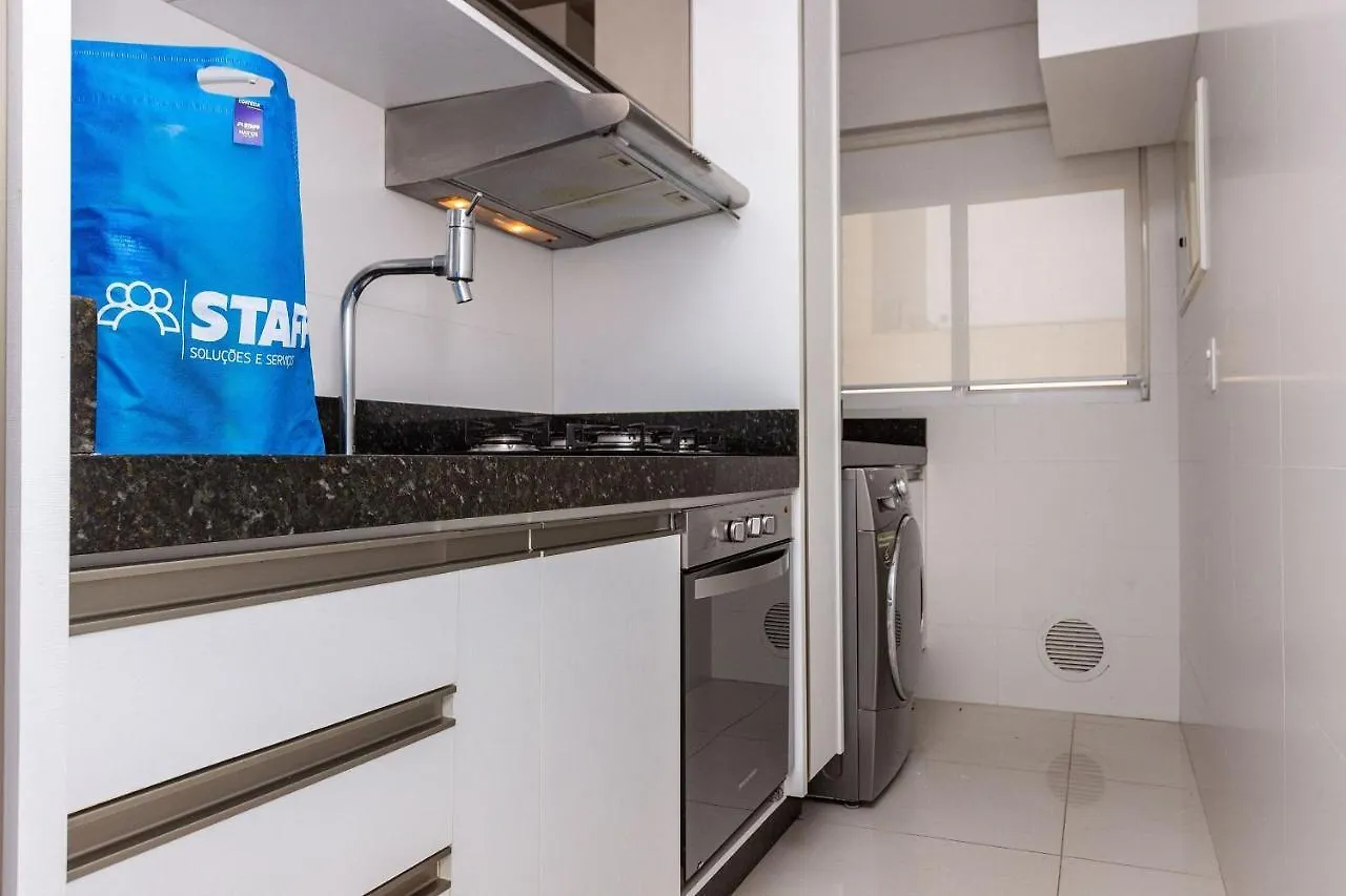Riomaggiore 204: Beachfront Comfort with Inclusive Amenities Bombinhas Apartment